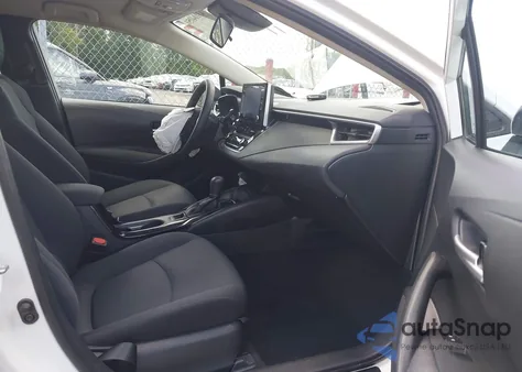 2021 Toyota Corolla Le z USA, uszkodzony, nr VIN 5YFEPMAE5MP243866